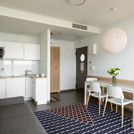 Boulevard By Zdrojowa Apartamento *