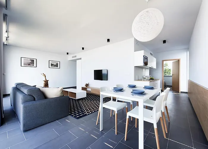 Boulevard By Zdrojowa *