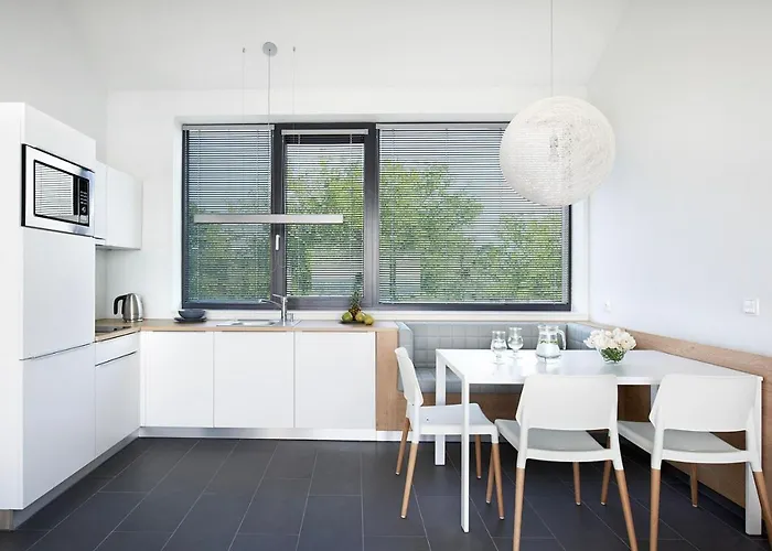 Boulevard By Zdrojowa Apartment *