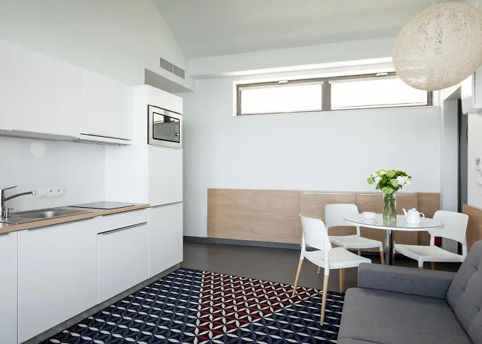 Boulevard By Zdrojowa Apartment